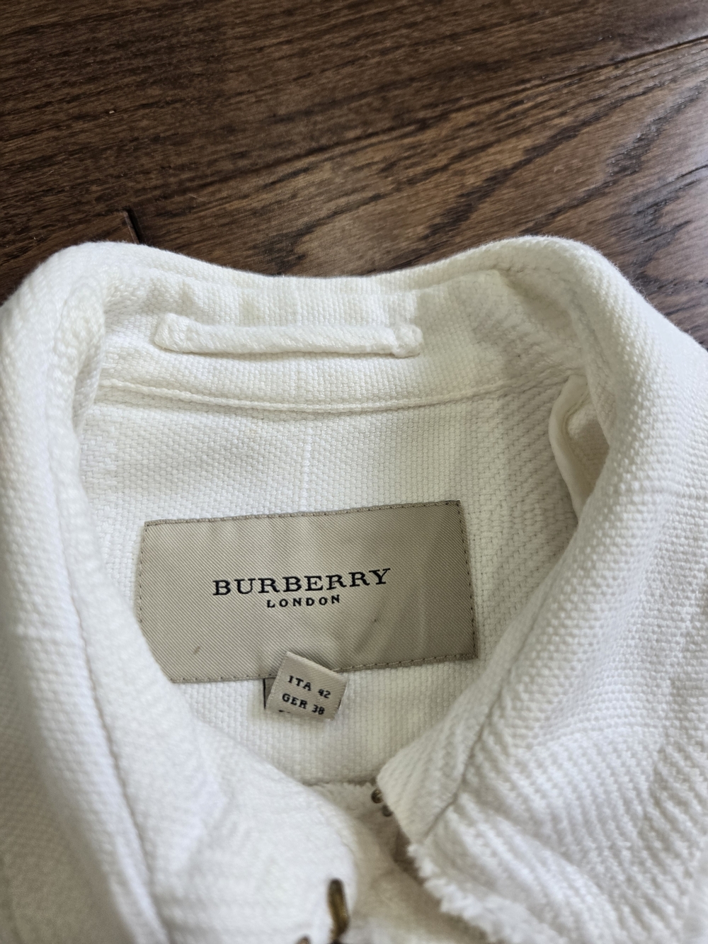 Burberry White Cotton-Blend Button Front Jacket Size 8 - Picture 2 of 16